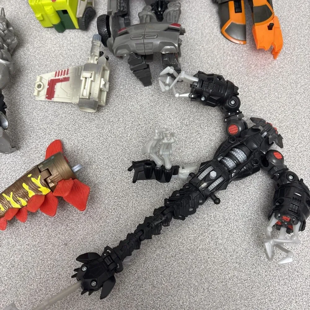 Transformers Lot of Incomplete Figures For Parts Pieces - As Is lot